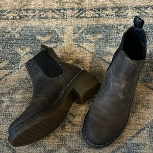 Dr Marten Chelsea Boot